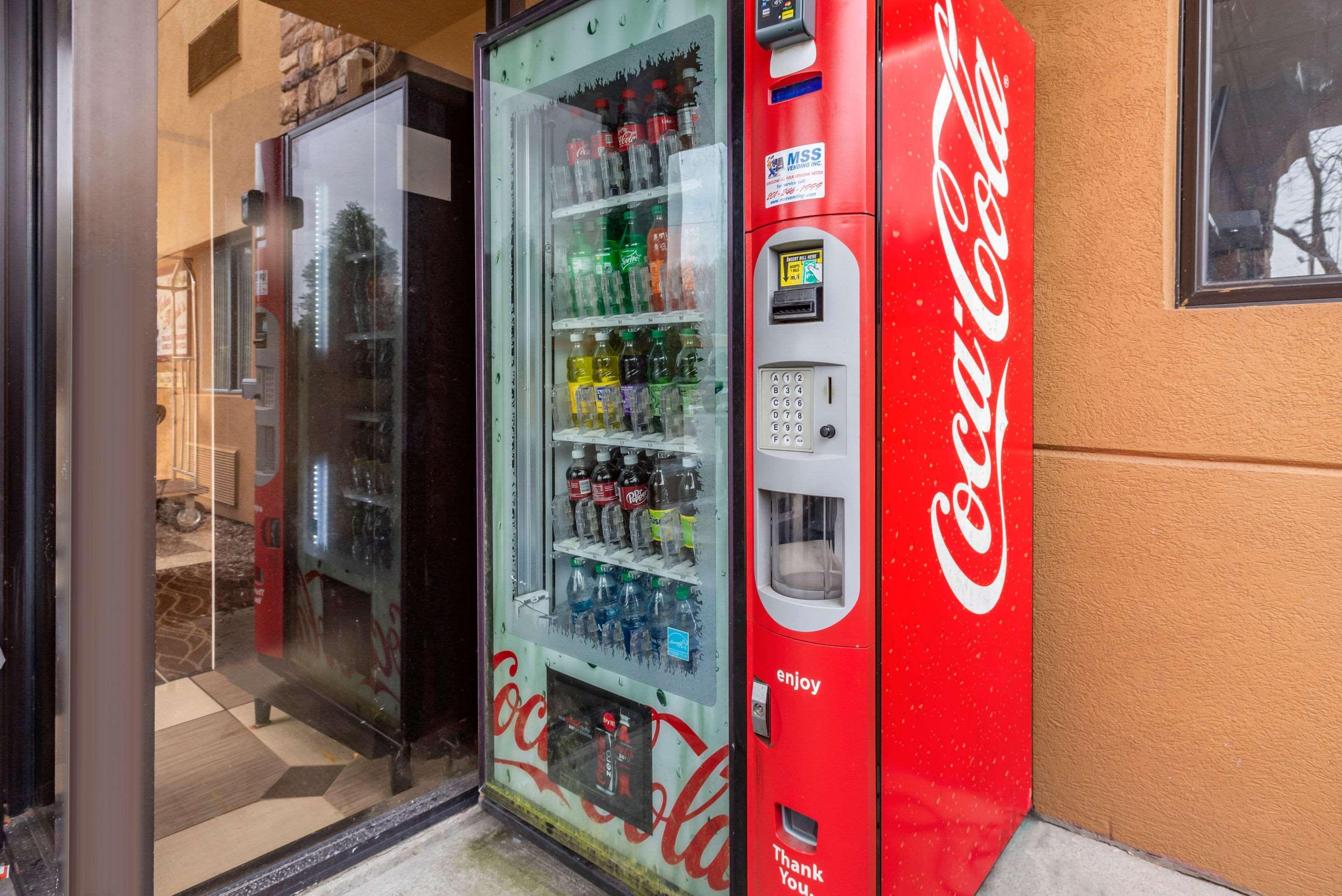 费尔菲尔德红屋顶客栈酒店 外观 照片